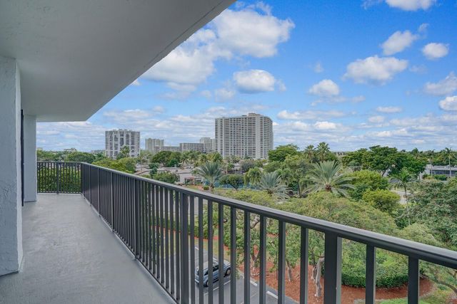 600 Parkview Drive 531, Hallandale Beach, FL 33009