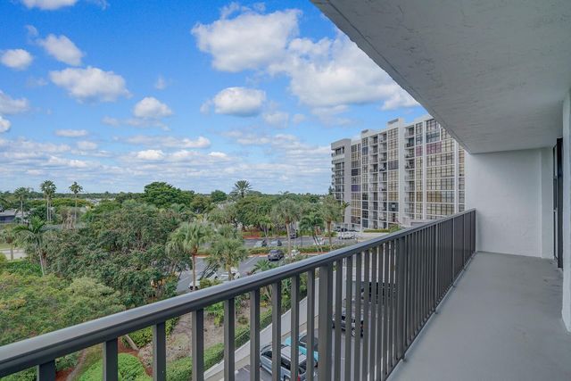 600 Parkview Drive 531, Hallandale Beach, FL 33009