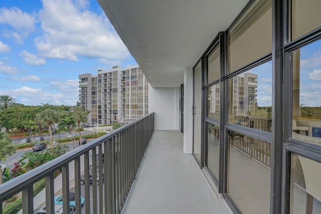 600 Parkview Drive 531, Hallandale Beach, FL 33009