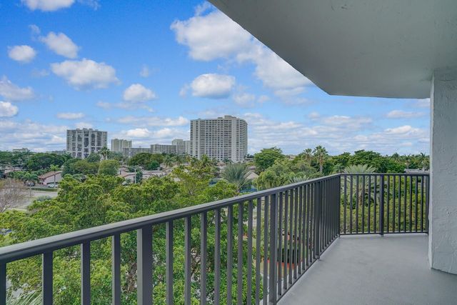 600 Parkview Drive 531, Hallandale Beach, FL 33009