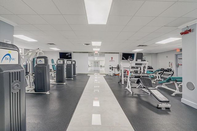 600 Parkview Drive 531, Hallandale Beach, FL 33009