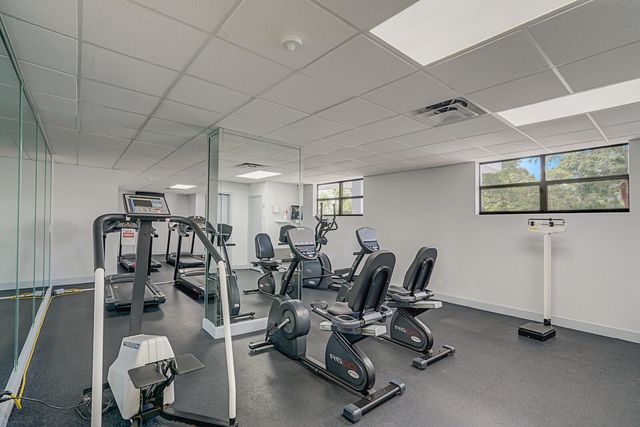 600 Parkview Drive 531, Hallandale Beach, FL 33009
