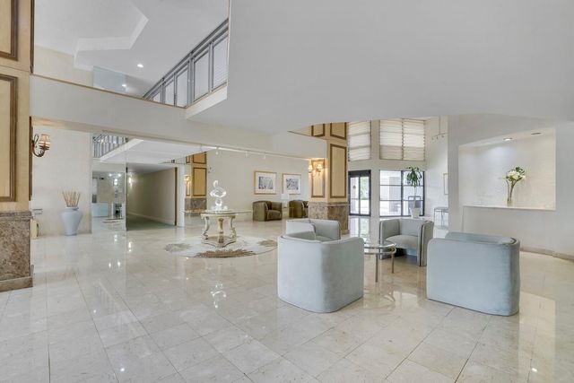 600 Parkview Drive 531, Hallandale Beach, FL 33009