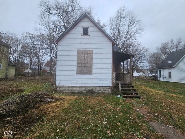 1520 1st Avenue, Terre Haute, IN 47807