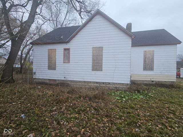 1520 1st Avenue, Terre Haute, IN 47807