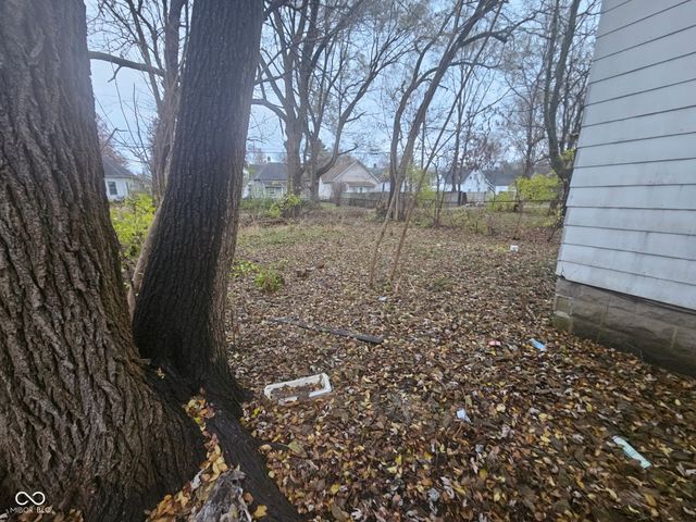 1520 1st Avenue, Terre Haute, IN 47807