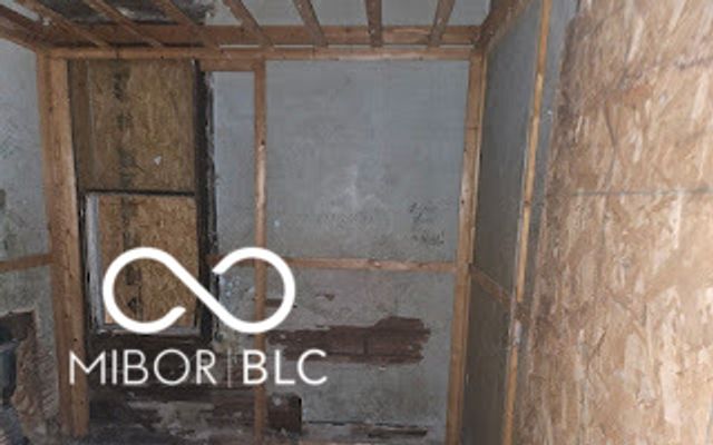 1520 1st Avenue, Terre Haute, IN 47807