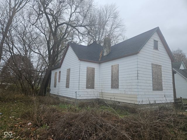 1520 1st Avenue, Terre Haute, IN 47807