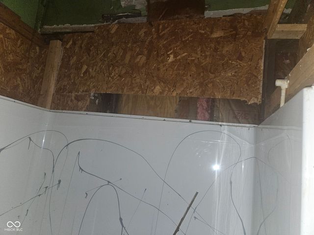 1520 1st Avenue, Terre Haute, IN 47807