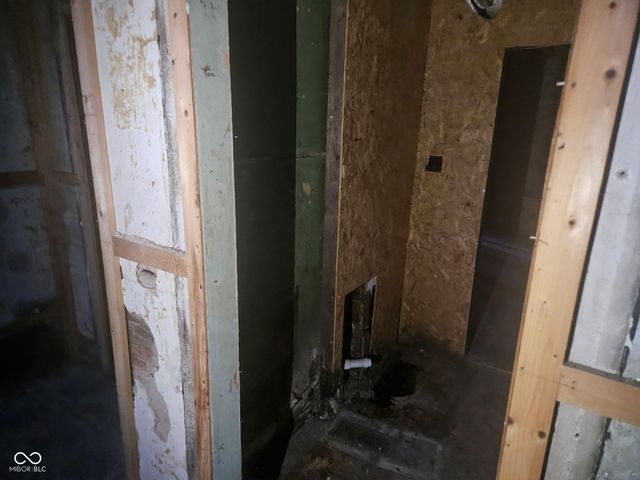 1520 1st Avenue, Terre Haute, IN 47807