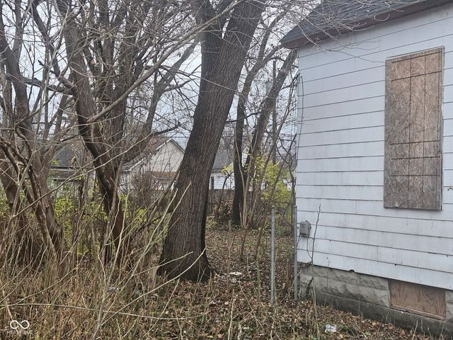 1520 1st Avenue, Terre Haute, IN 47807