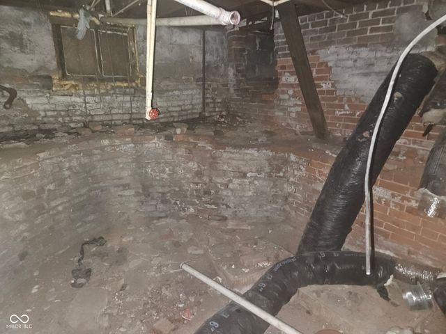 1520 1st Avenue, Terre Haute, IN 47807