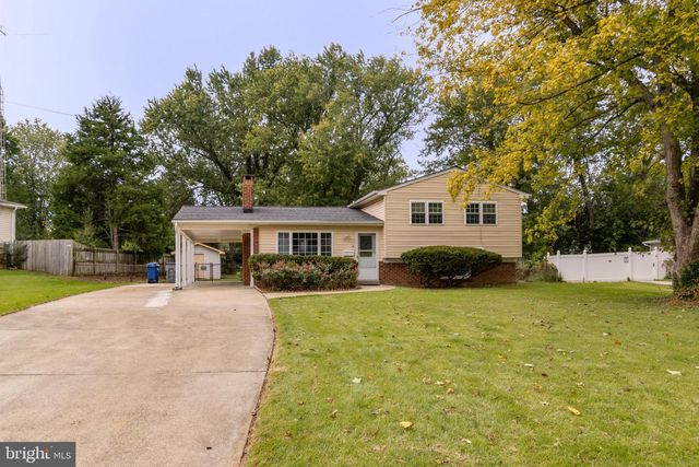 8120 NORWOOD DR, Alexandria, VA 22309