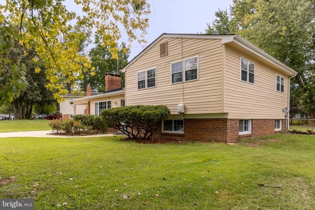 8120 NORWOOD DR, Alexandria, VA 22309
