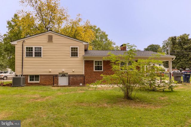 8120 NORWOOD DR, Alexandria, VA 22309
