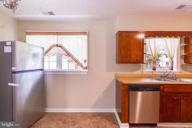 8120 NORWOOD DR, Alexandria, VA 22309