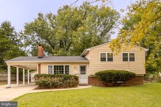 8120 NORWOOD DR, Alexandria, VA 22309