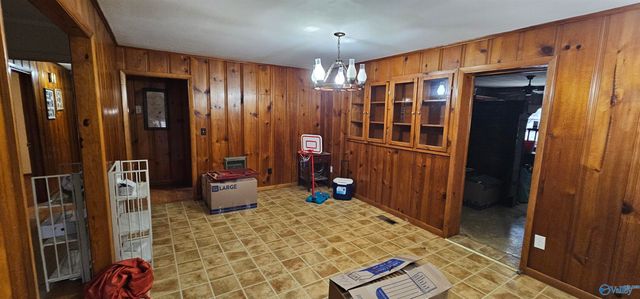 115 Stevenson Drive, Guntersville, AL 35976