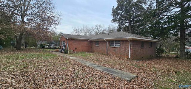 115 Stevenson Drive, Guntersville, AL 35976