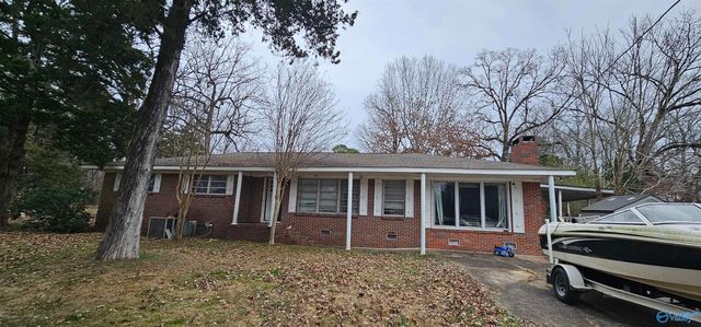 115 Stevenson Drive, Guntersville, AL 35976