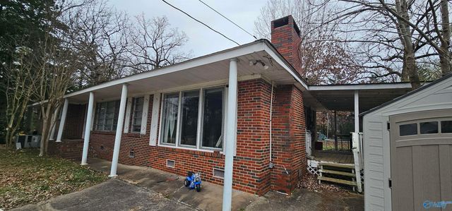 115 Stevenson Drive, Guntersville, AL 35976