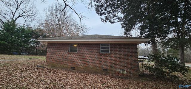 115 Stevenson Drive, Guntersville, AL 35976