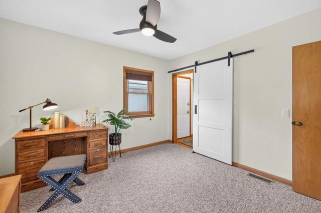 2663 16th Avenue E, North Saint Paul, MN 55109