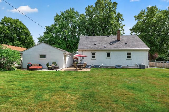 2663 16th Avenue E, North Saint Paul, MN 55109