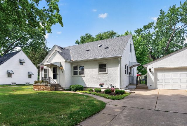 2663 16th Avenue E, North Saint Paul, MN 55109