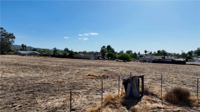 41471 Acacia, Hemet, CA 92544