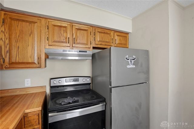 702 Allenwood Court, Dayton, OH 45420
