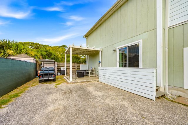 1609-C Edge Dr., North Myrtle Beach, SC 29582