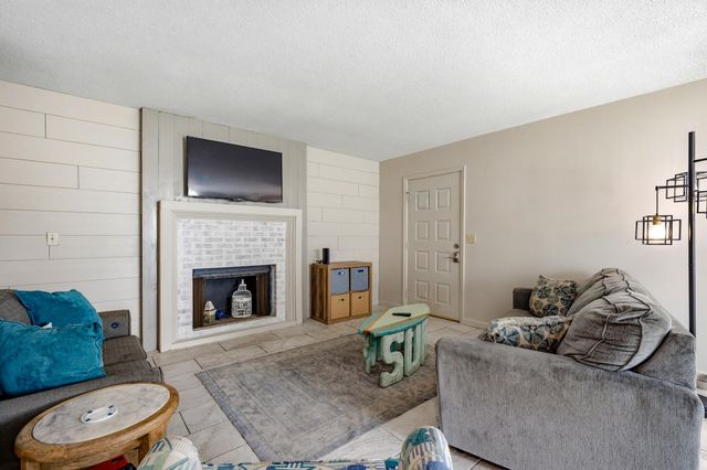 1609-C Edge Dr., North Myrtle Beach, SC 29582