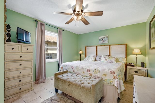 1609-C Edge Dr., North Myrtle Beach, SC 29582