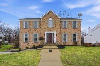 1053 Whispering Woods, Moon/crescent Twp, PA 15108