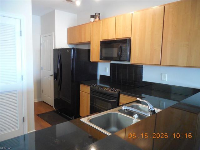388 Boush St Unit 421, Norfolk, VA 23510