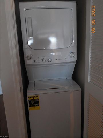 388 Boush St Unit 421, Norfolk, VA 23510