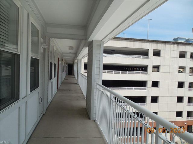 388 Boush St Unit 421, Norfolk, VA 23510