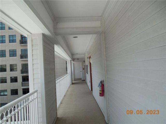 388 Boush St Unit 421, Norfolk, VA 23510