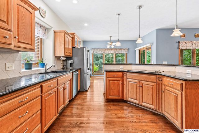 9235 Bayberry Road, La Vista, NE 68128