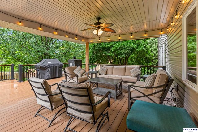 9235 Bayberry Road, La Vista, NE 68128