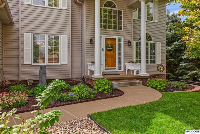 9235 Bayberry Road, La Vista, NE 68128