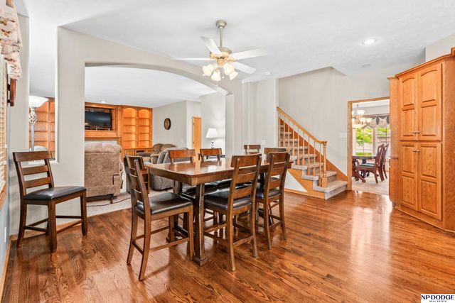 9235 Bayberry Road, La Vista, NE 68128