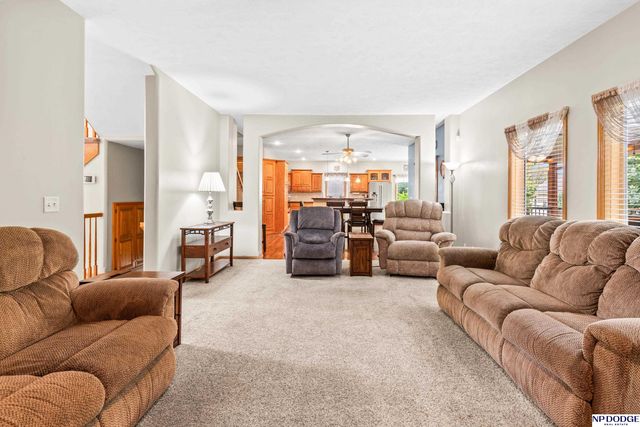 9235 Bayberry Road, La Vista, NE 68128