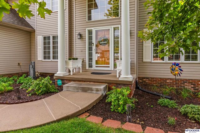 9235 Bayberry Road, La Vista, NE 68128