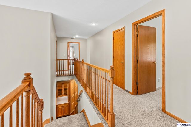 9235 Bayberry Road, La Vista, NE 68128