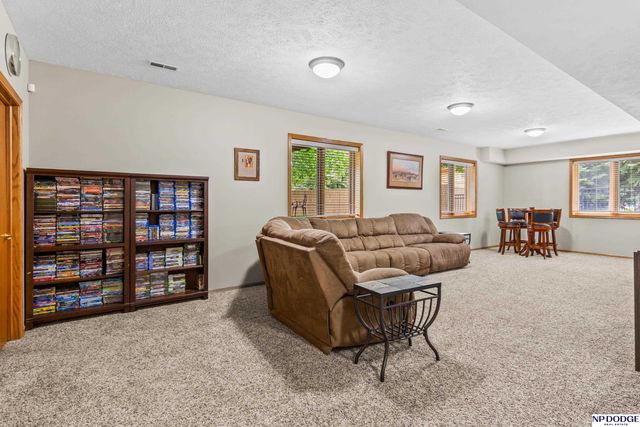 9235 Bayberry Road, La Vista, NE 68128