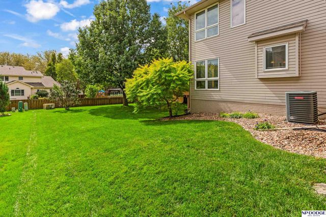 9235 Bayberry Road, La Vista, NE 68128