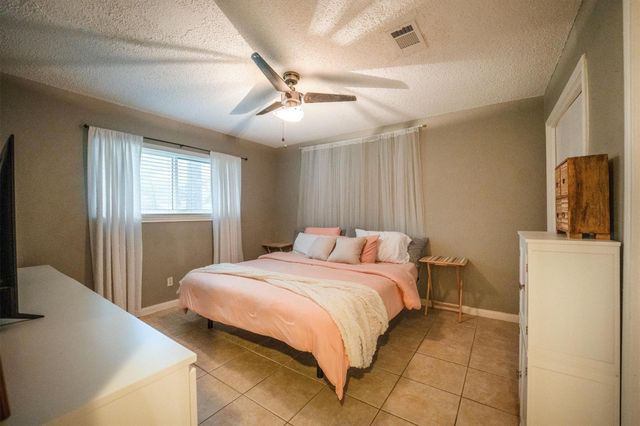 15638 Charolais Drive, Cypress, TX 77429