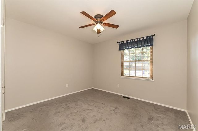 11716 Minot Drive, Bridgeton, MO 63044